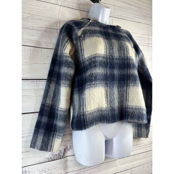 Abercrombie Fitch Soft AF XS Fuzzy Blue Plaid Sweater Zipper Shoulders Preppy - Picture 3 of 11